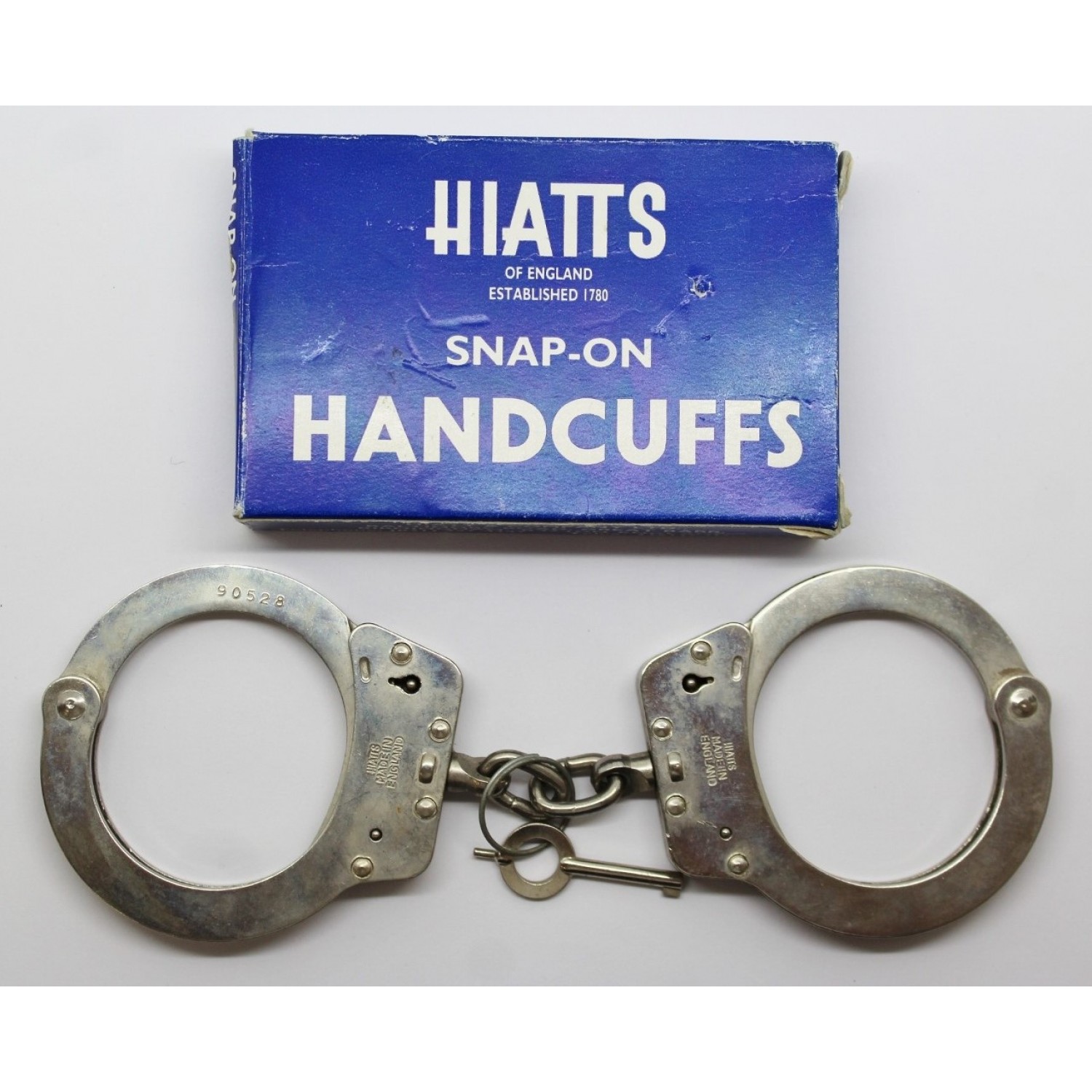 Hiatts handcuffs shop made in england